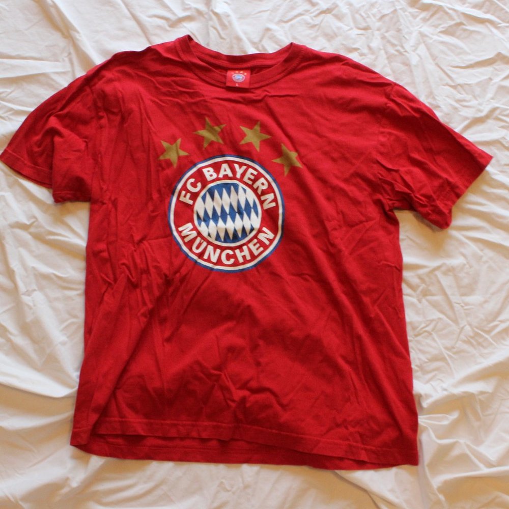 FC Bayern Tshirt L